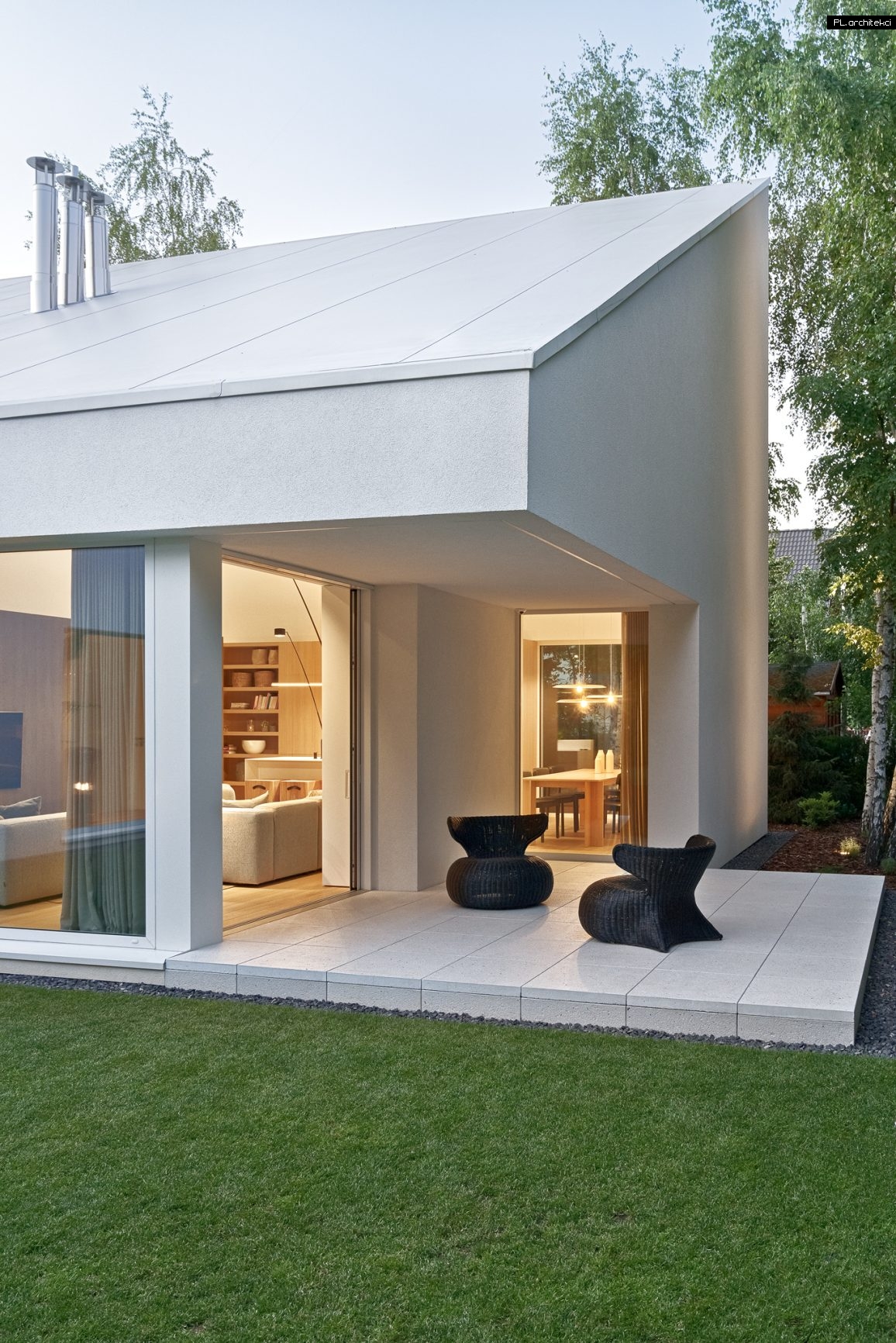 biały dom minimalistyczny dom poznań architekt plarchitekci