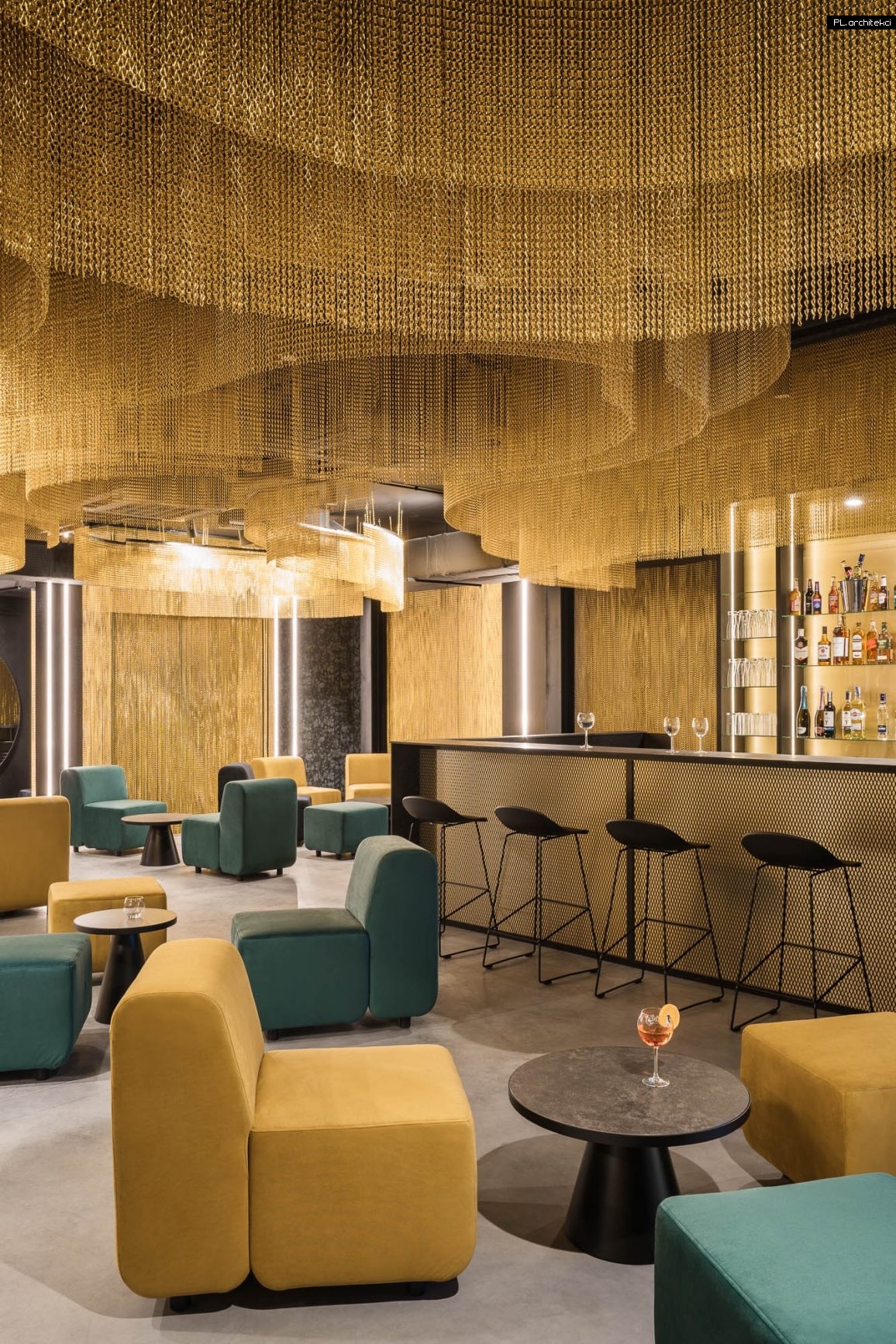 drink bar fala park wolsztyn design wnętrze złoty plarchitekci