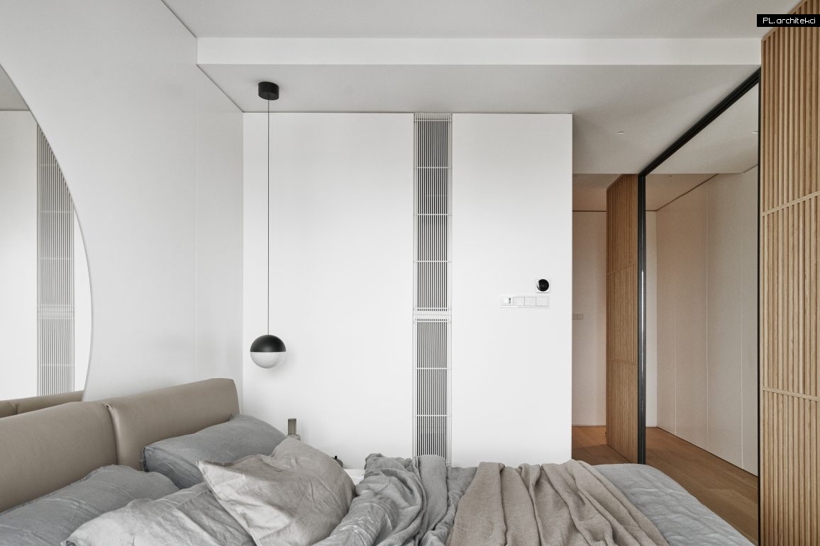 wnętrza apartamentu nad morzem nowoczesny design minimalizm biel biały drewno gdańsk plarchitekci